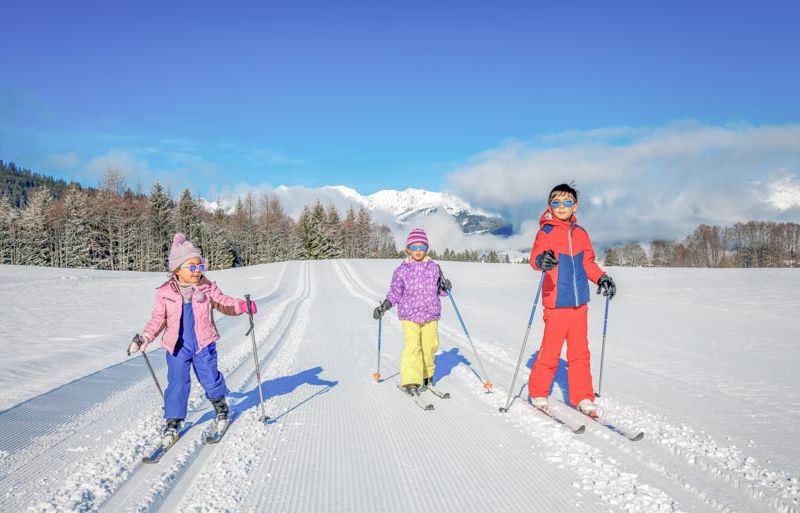 Tester le ski de fond en famille
